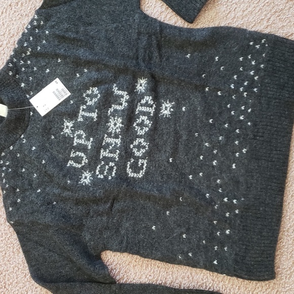 NWT HM Up to Snow Good Cute Gray Sweater - Hearts - Picture 4 of 9